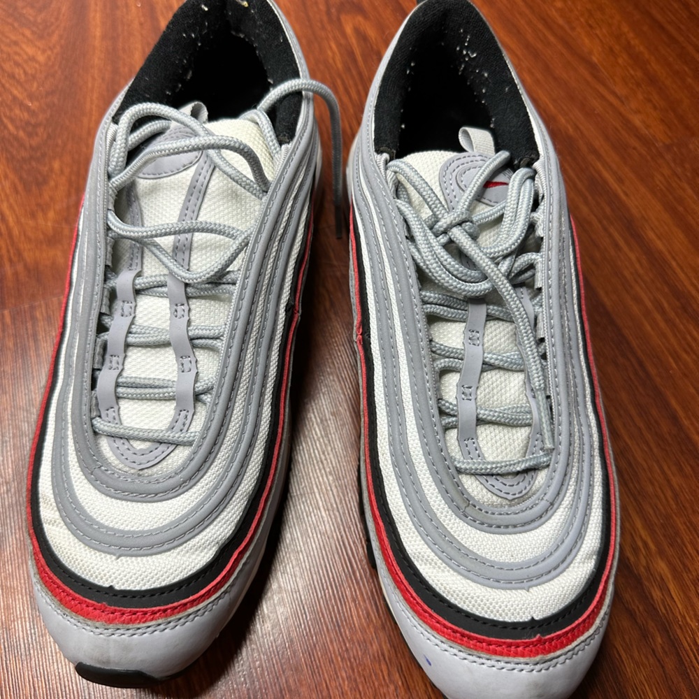 Nike shoes